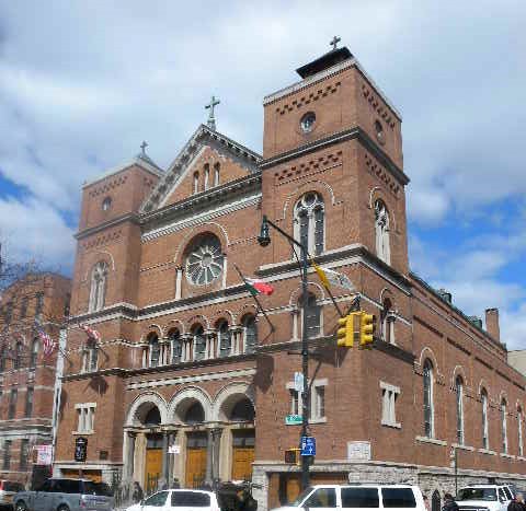Mount Carmel, NY - File:Lady Mt Carmel RCC 627 E187 St jeh.jpg - Wikimedia Commons