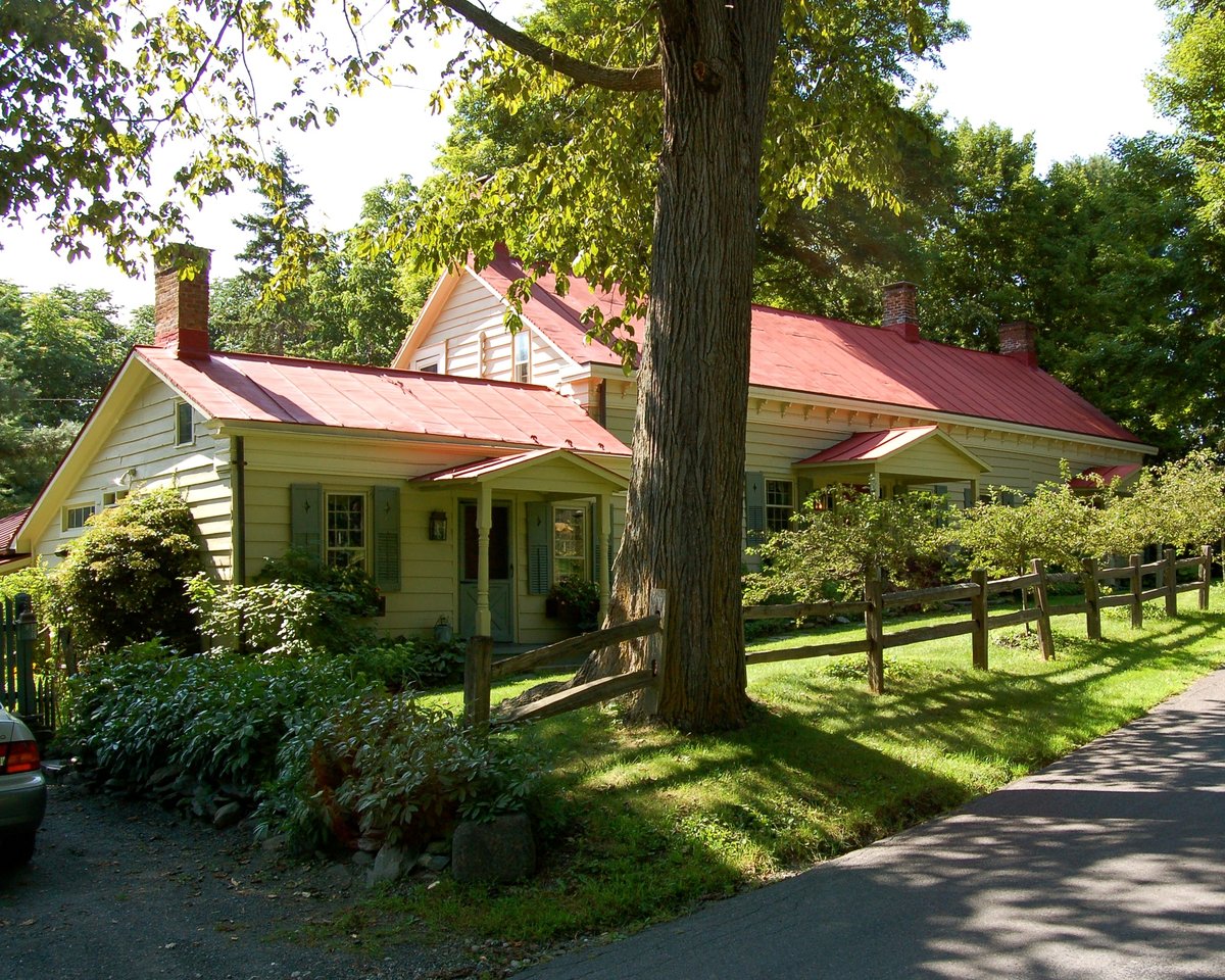 Rhinebeck, NY - File:Pulz Farmhouse Rhinebeck NY.jpg - Wikimedia Commons